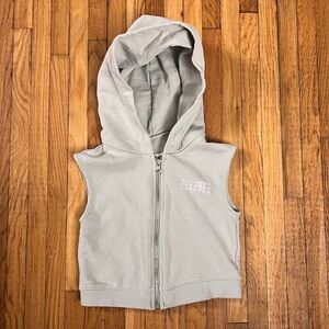 MM6 Gray Hooded Zip-Up Vest-fits 2/3